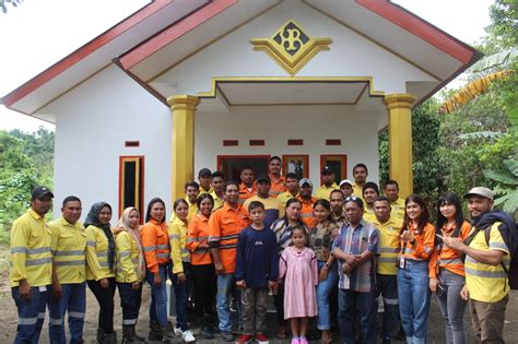 Program Bedah Rumah Haji Robert Resmikan Satu Unit Rumah Di Desa Sosol