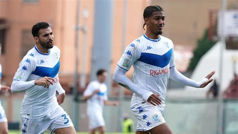 Serie B Pisa Doloroso Ko Interno Col Frosinone Ne Approfittano