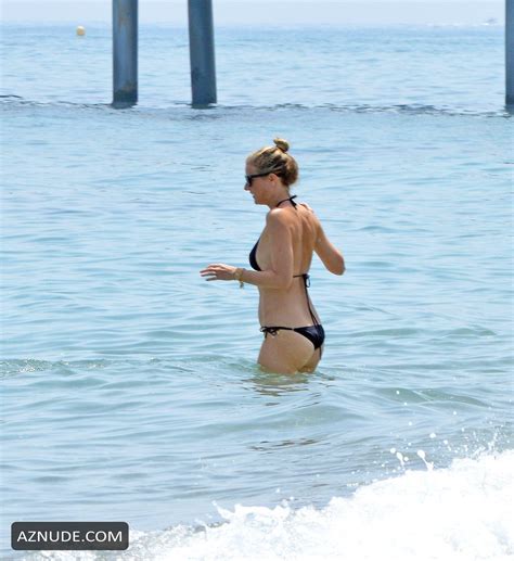 Gwyneth Paltrow Sexy Black Bikini On The Beach In Marbella Aznude