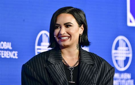 Demi Lovato Firma Un Nuevo Contrato De Management Tras Separarse De