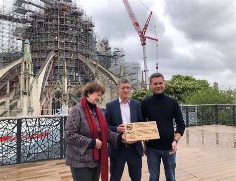 Notre Dame de Paris étrenne sa nouvelle charpente certifiée PEFC