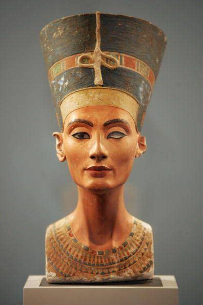 The Most Famous Queens In Ancient History Ancient History Egyptian