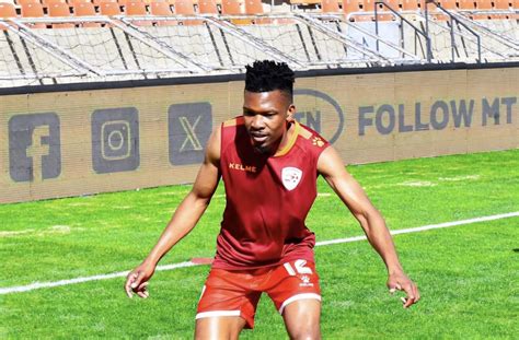 How Royal Am Hijacked Sekhukhune Signing Of Shaune Mogaila Farpost