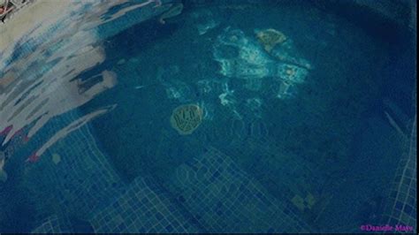 Hot Tub Strip MP DANIELLE MAYE XXX Clips Sale