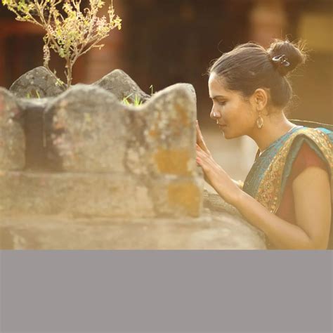 Nayanthara Hot In Tulasi