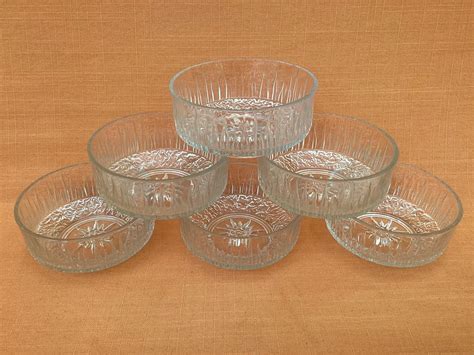 S Ravenhead White Fire Glass Sundae Dishes Set Of Retro