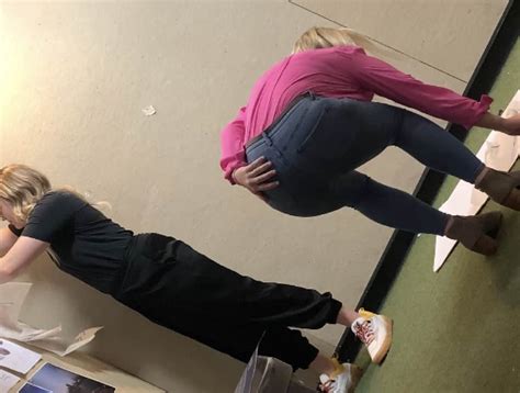 Cute Blonde In Tight Jeans Tight Jeans Forum