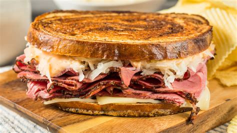 How To Ensure Sauerkraut Doesn't Make Your Reuben Sandwiches Soggy