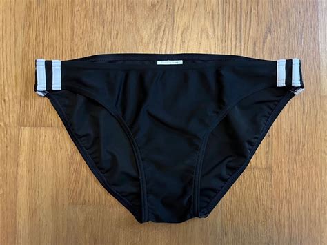 Sportliche Bikini Hose Von Adidas Gr Neu Kaufen Auf Ricardo