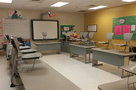 DeKalb School Facilities | Dekalb Early College Academy | Classroom