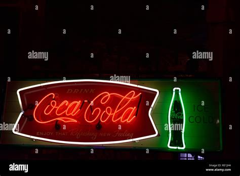 Cartello Pubblicitario Della Coca Cola Immagini E Fotografie Stock Ad