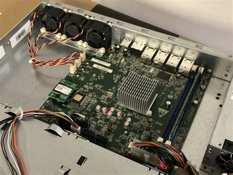 RN3138 de Netgear : que vaut un NAS 1U à base d'Atom C2558 avec 4 ports ...