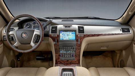 Auto Trends with JeffCars.com: 2015 Cadillac Escalade Interior Unveiled ...