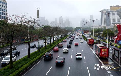 湿漉漉！广西南宁市遭遇雨雾回南天“三连击” 天气图集 中国天气网