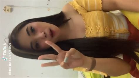 Goyang Tik Tok Hot 2019 Part 21 Bigo Live Hot Su Sayang Goyang Hot Tiktok YouTube