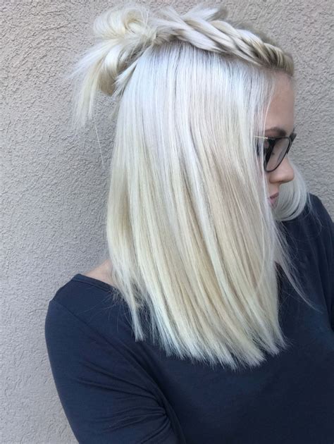 25 Romantic Ice Blonde Haircolors For Real Life Elsas The Cuddl Icy Blonde Hair Ice Blonde