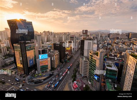 Gangnam Seoul Korea Hi Res Stock Photography And Images Alamy