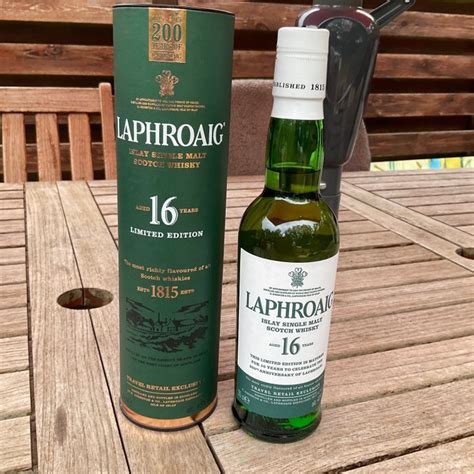 Laphroaig 16 Years Old 200 Years Of Laphroaig Original Catawiki