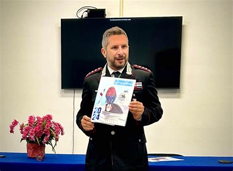 Presentazione Del Calendario Storico Dell Arma Dei Carabinieri Presso