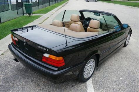 Purchase Used 1998 Bmw 323i 323ic Convertible Coupe 25l 98 No Reserve