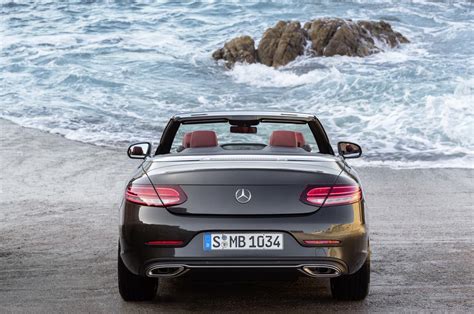 Das Neue C Klasse Coup Und Cabriolet Mercedes Benz Online Presse