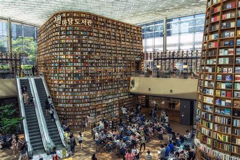 Starfield Library A Mega Library Located Within Coex A Huge Shopping