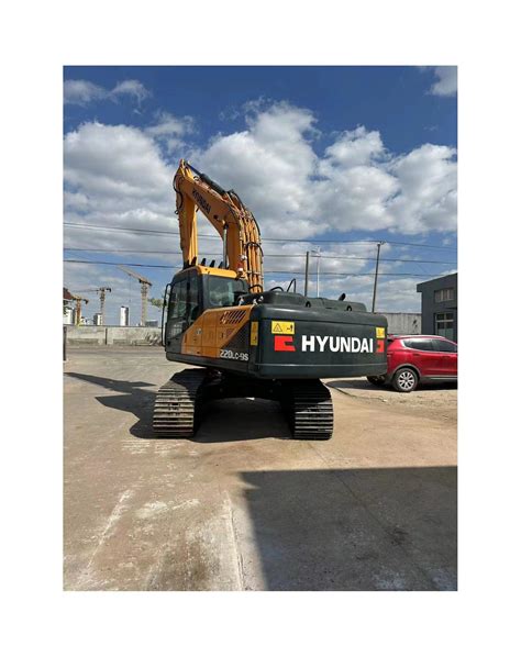 Used Second Hand Hyundai Crawler Hydraulic Excavator Digger Japan