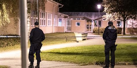 Sex Personer Misstänks För Inblandning I Knivskärning På Skogslyckan