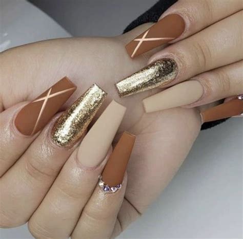 Pin By Marie Randriana On Make Up And Nails In 2022 Matte Nails