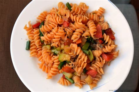 Pasta de lentejas rojas con verduras y champiñones Verduras Lentejas