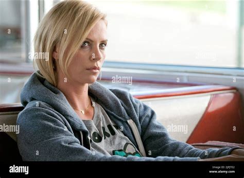 CHARLIZE THERON, YOUNG ADULT, 2011 Stock Photo - Alamy