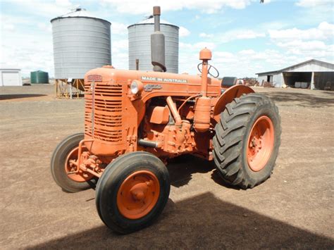 Chamberlain 45KA Tractor Truck Tractor Parts Wrecking