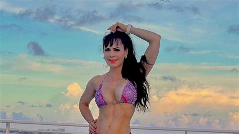 Luciendo Un Bikini Maribel Guardia Ense A Su Cuerpo A Natural Y Deslumbra A Todos Mdz Online