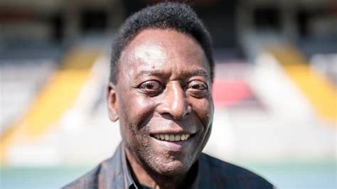 Quem são os filhos de Pelé eterno rei do futebol