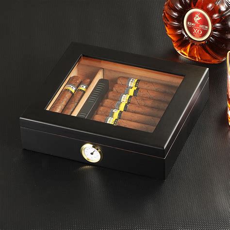 Cedar Wood Cigar Humidor Box - 7Gents