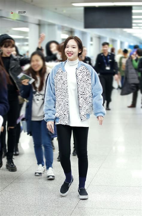 Twice Nayeon Airport Fashion Official Korean Fashion