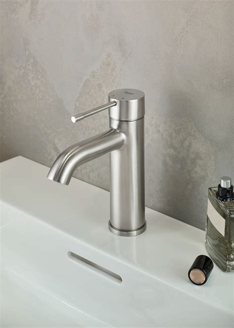 Essence New Elegancia Discreta GROHE