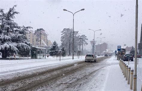 Ndërprerje të energjisë në rajonin e Pejës dhe Gjakovës pas reshjeve të