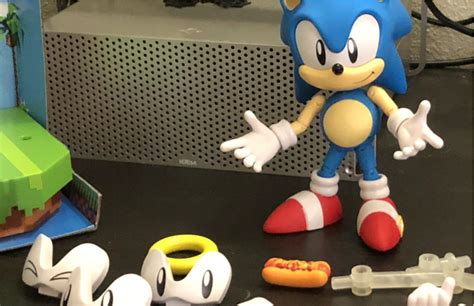 Hoffelddesign Classic 1991 Ultimate Sonic Figure Tomy Toys