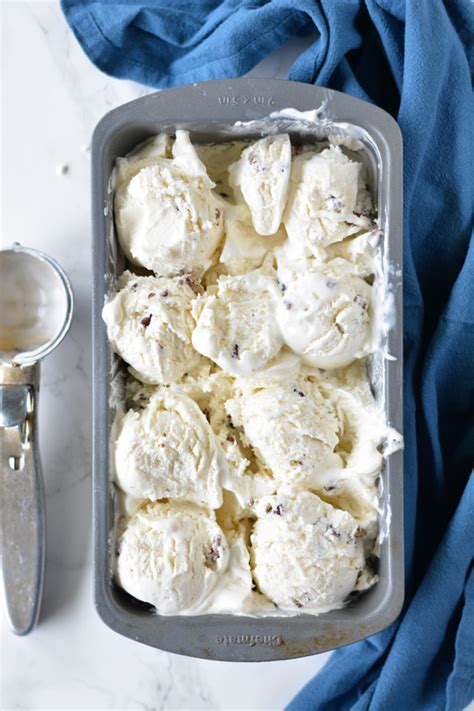 No Churn Butter Pecan Ice Cream