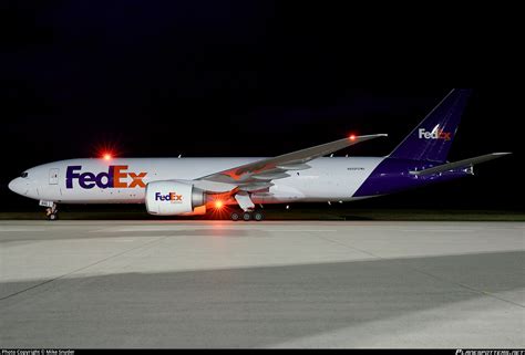 N895FD FedEx Express Boeing 777 FS2 Photo By Mike Snyder ID 1616371