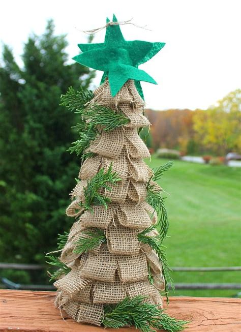 Handmade Burlap And Evergreen Tree Craft Christmas Crafts Decorations