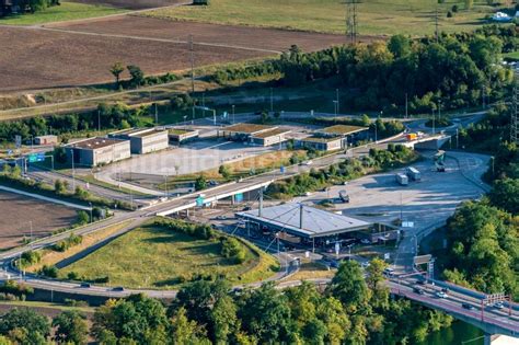 Rheinfelden aus der Vogelperspektive Zollstation am Grenzübergang