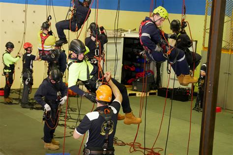 Work Safely At Heights Refresher Saferight Training Academy