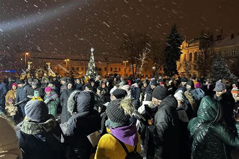 Na Rynku Podgórskim w Krakowie odbyło się wspólne kolędowanie