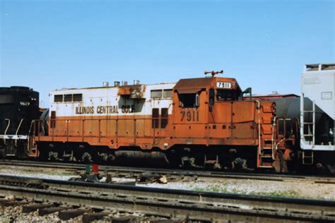 Illinois Central Gulf 7911 GP8 Illinois Central ICG Cha Flickr