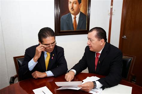 Tiempo De Guerrero Actividades Del Rector De La Uagro Javier Saldaña Almazán