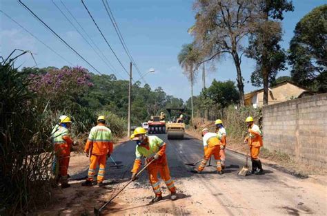 Jundia Investe R Milh Es Em Pavimenta O De Vias Rurais