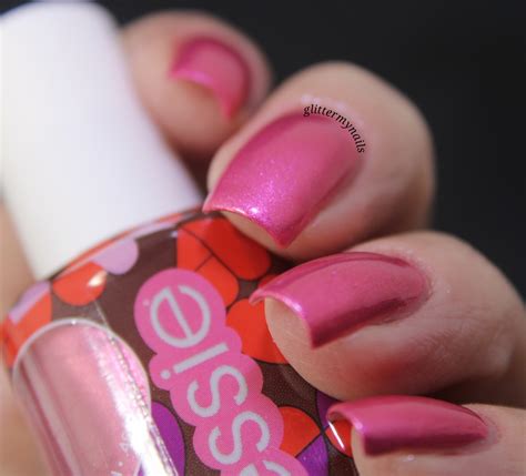 Mainstream Mani Monday Essie Valentines Day 2020 Polishes Nail