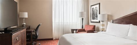 Hotel near CMH Airport in Columbus, Ohio | Columbus Airport Marriott